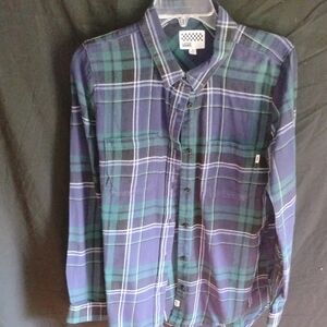 Vans Men's Plaid Shirt in Blue and Green Quicksilver Flannel Free.